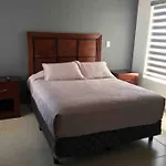 Moderno Condominio Alberca A 800 Metros De Playa